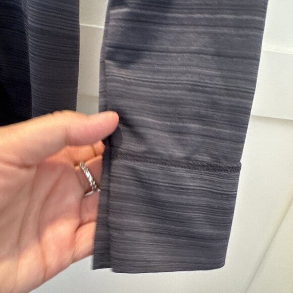 Athleta Womens Med Athletic Shirt Long sleeve Quarter zip Dk Gray zipper sleeve - Picture 7 of 12